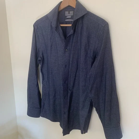 Mens Long Sleeve Dress Shirt - Slim Fit